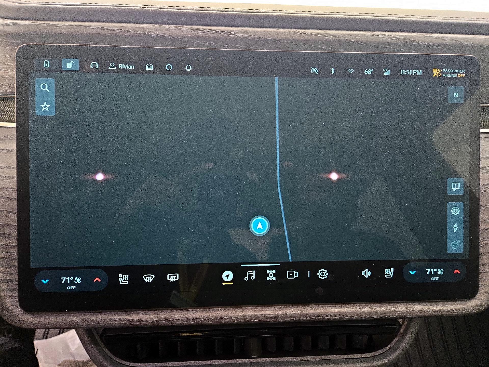 Thumbnail: 2022 Rivian R1T - 14