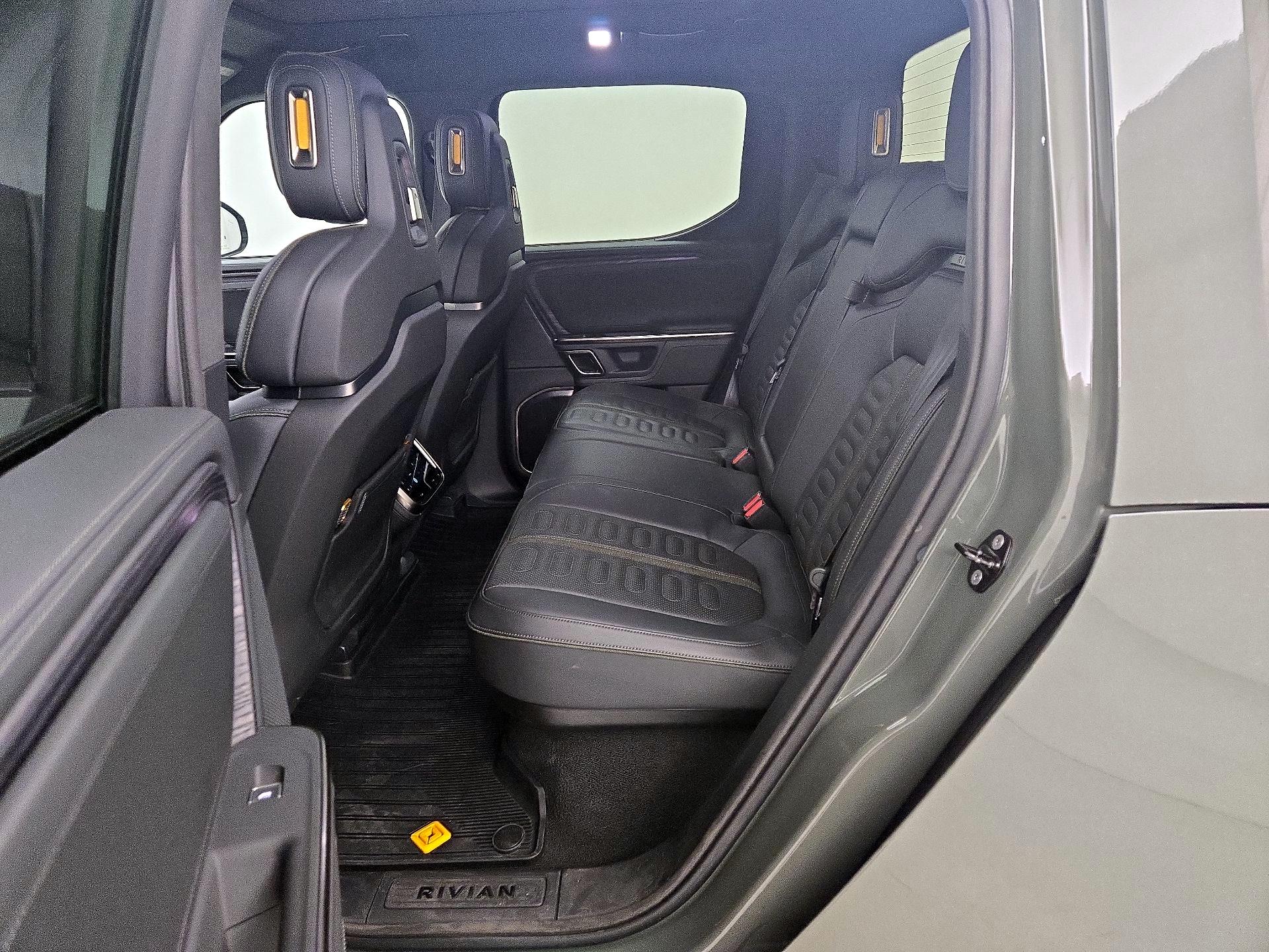 Thumbnail: 2022 Rivian R1T - 20