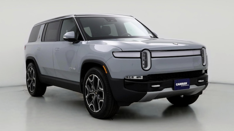 2024 Rivian R1S Adventure Hero Image