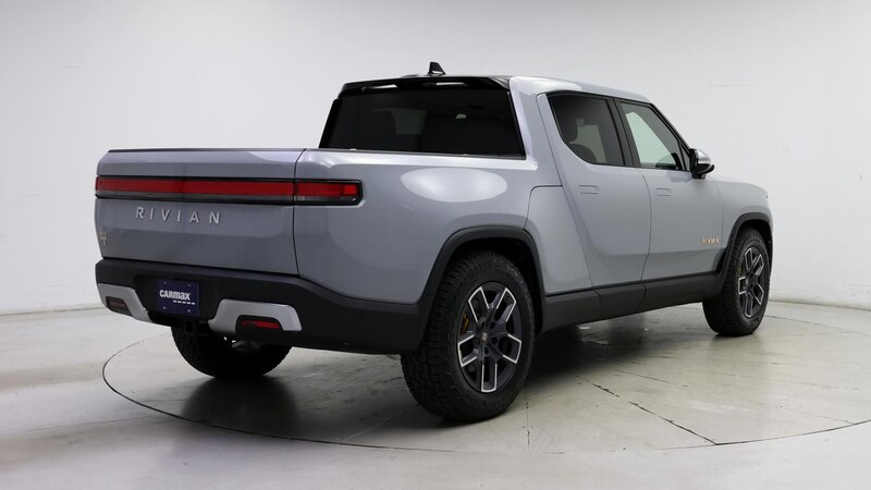 2023 Rivian R1T Adventure 8