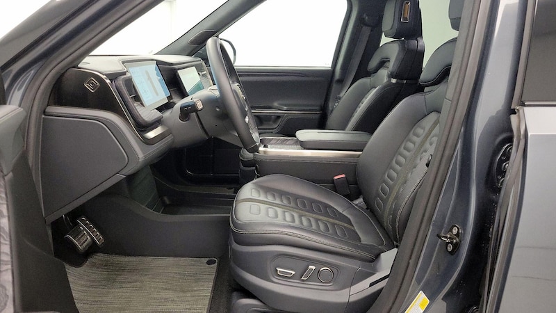 2022 Rivian R1T Launch Edition 11