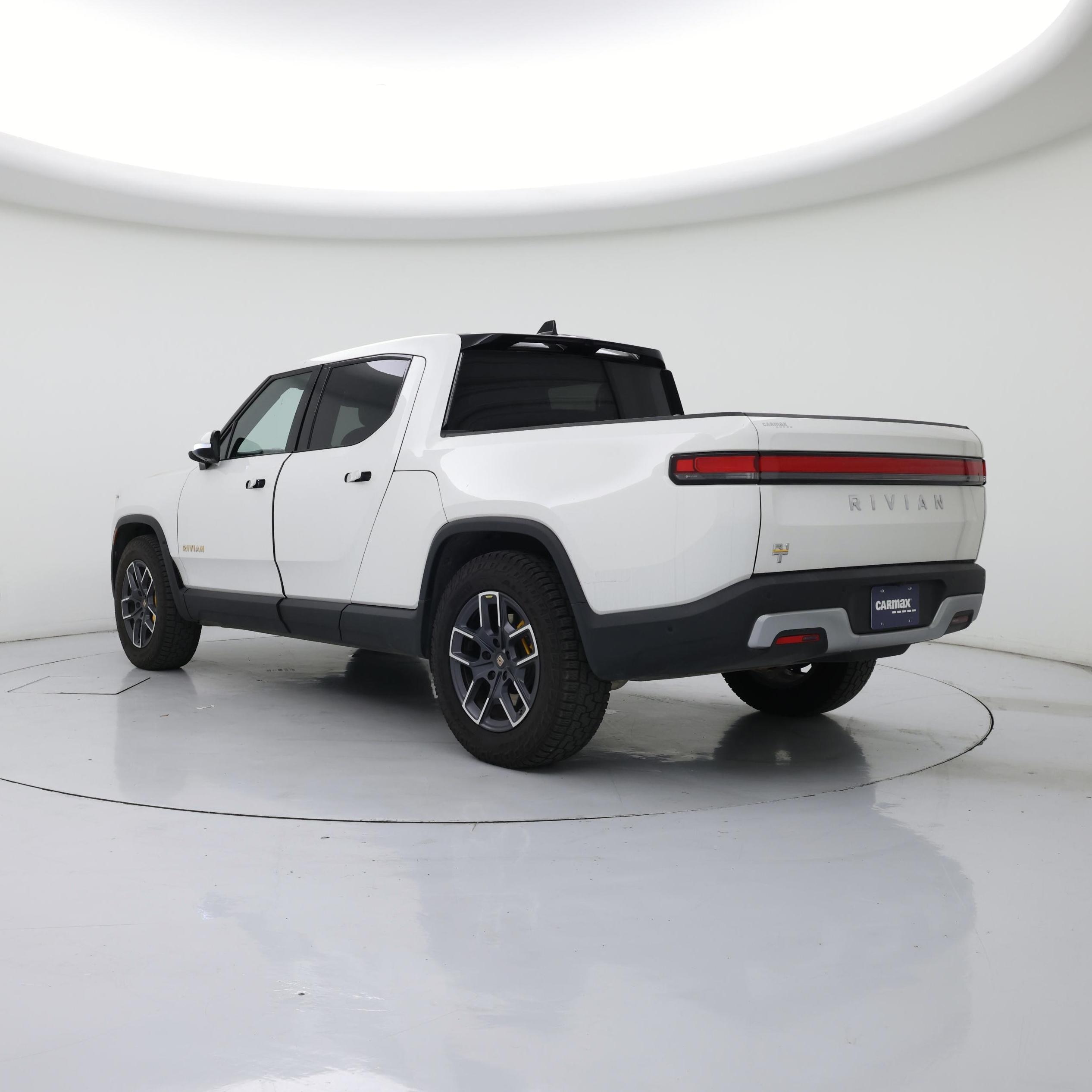 Thumbnail: 2022 Rivian R1T - 2