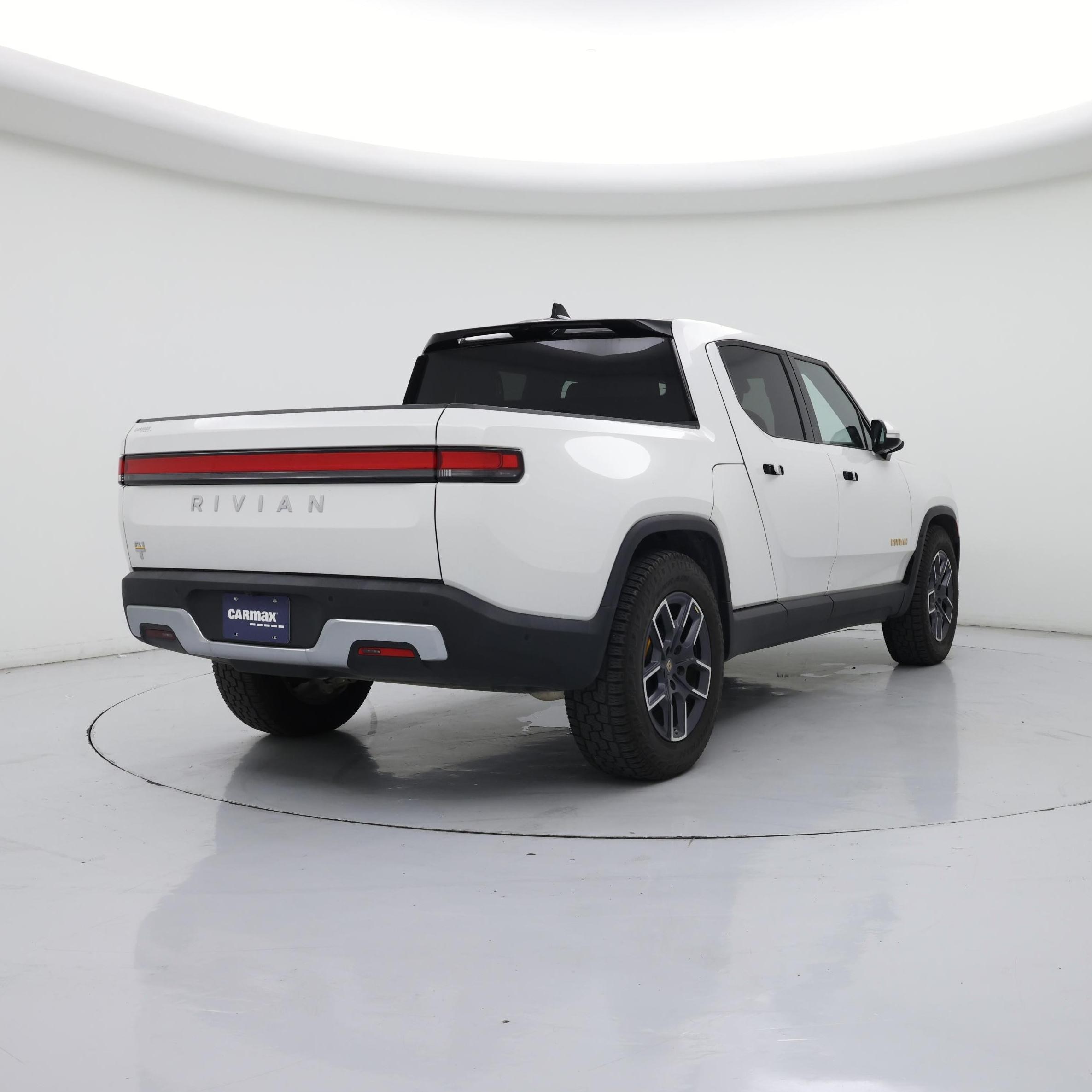 Thumbnail: 2022 Rivian R1T - 8