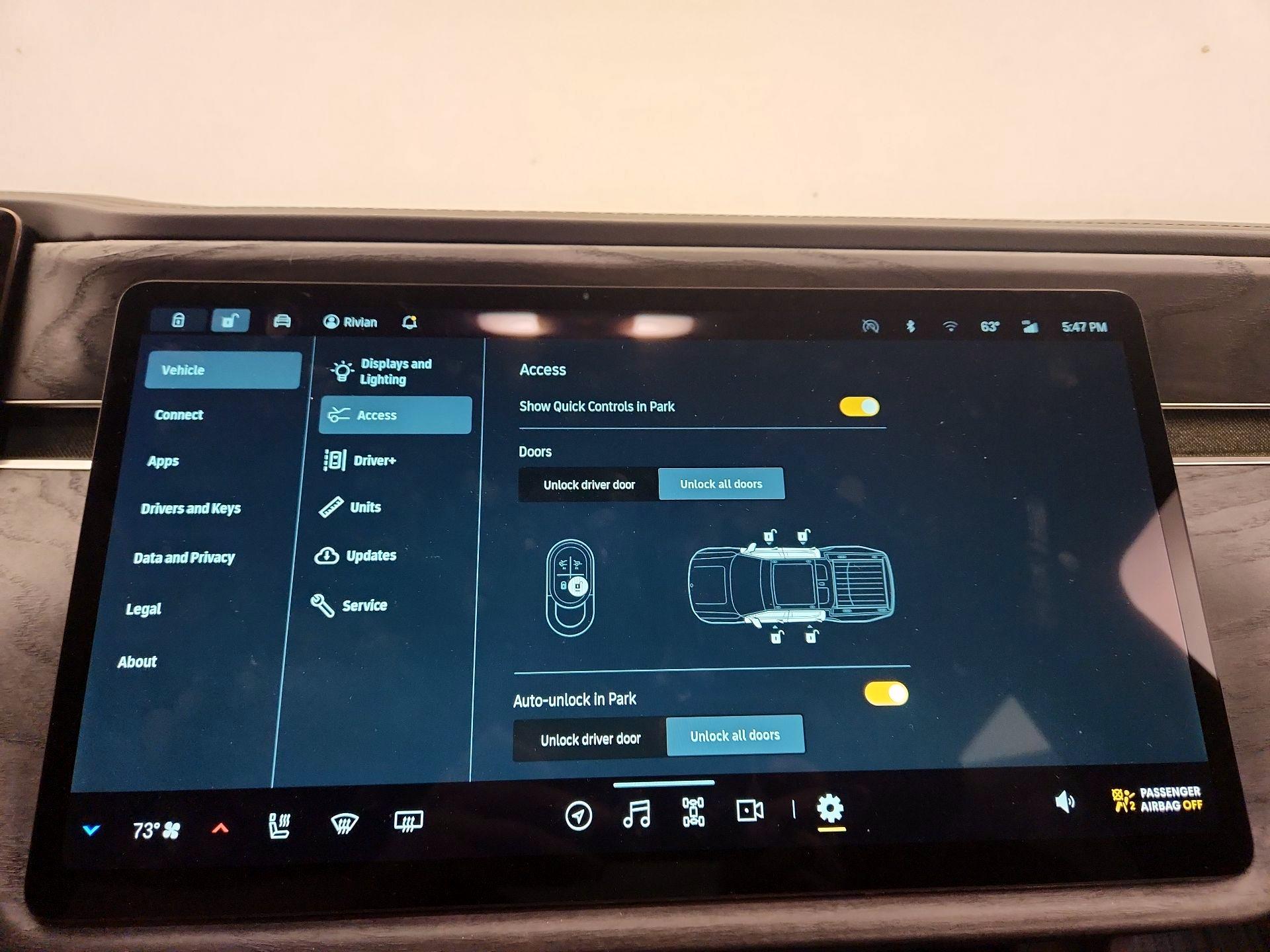 Thumbnail: 2022 Rivian R1T - 14
