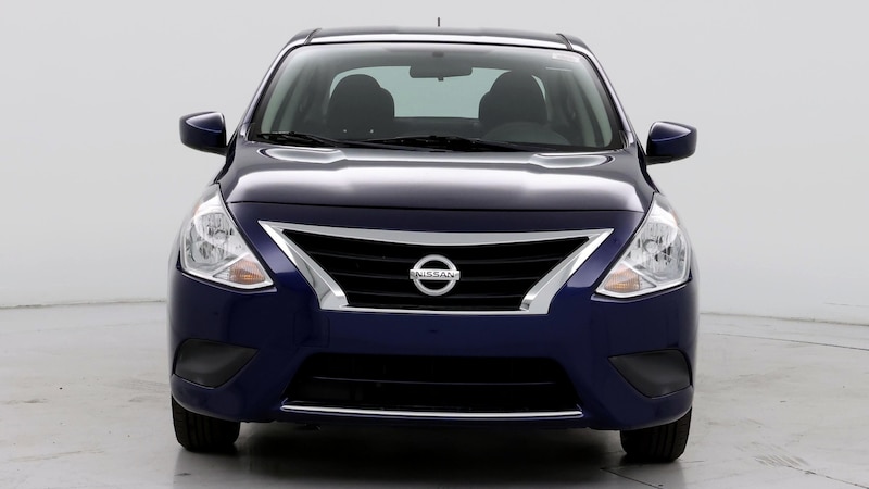 2018 Nissan Versa SV 5