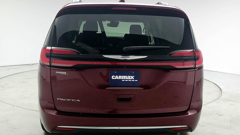 2022 Chrysler Pacifica Touring L 6