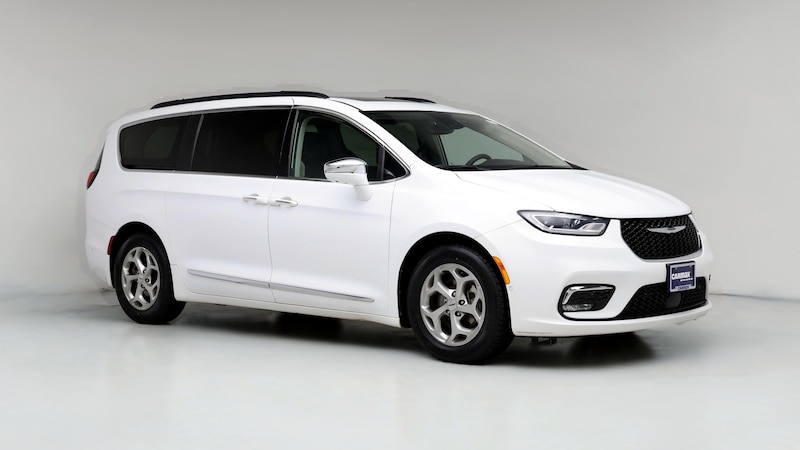 2022 Chrysler Pacifica Limited Hero Image