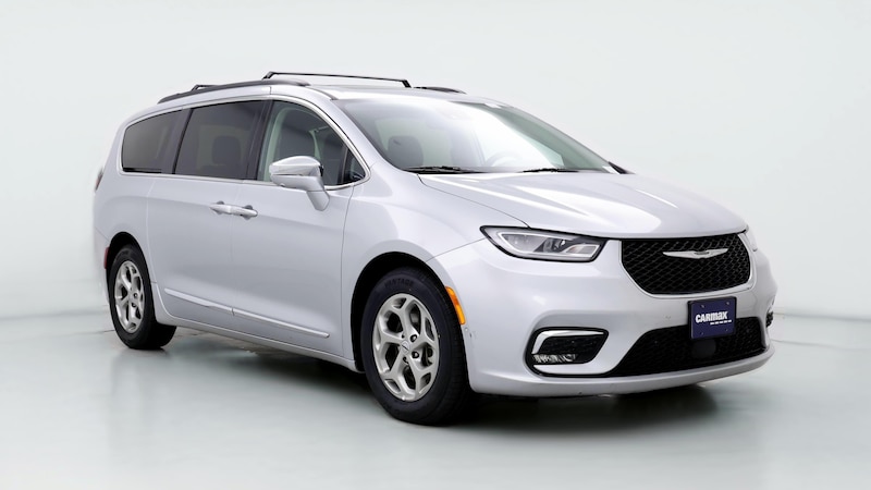 2022 Chrysler Pacifica Limited Hero Image