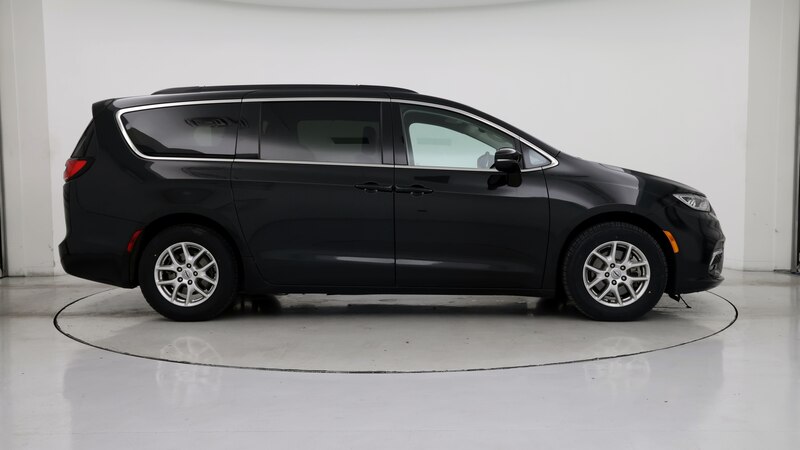 2022 Chrysler Pacifica Touring L 7