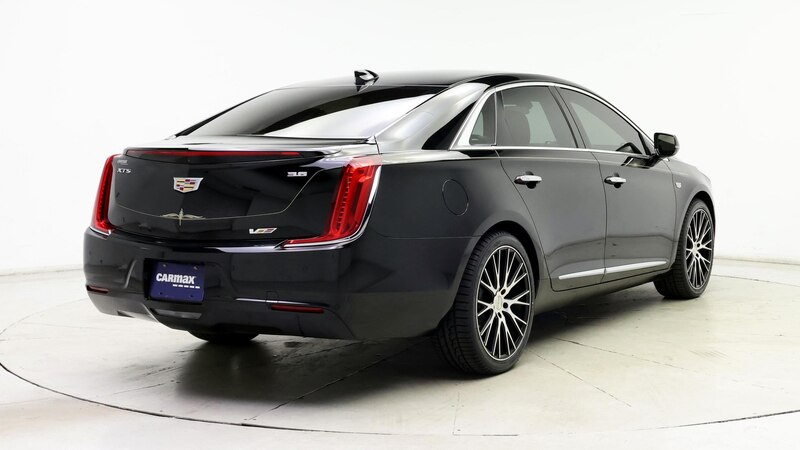 2019 Cadillac XTS  8