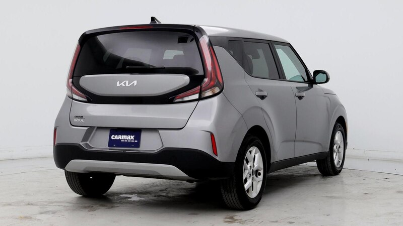 2023 Kia Soul LX 8