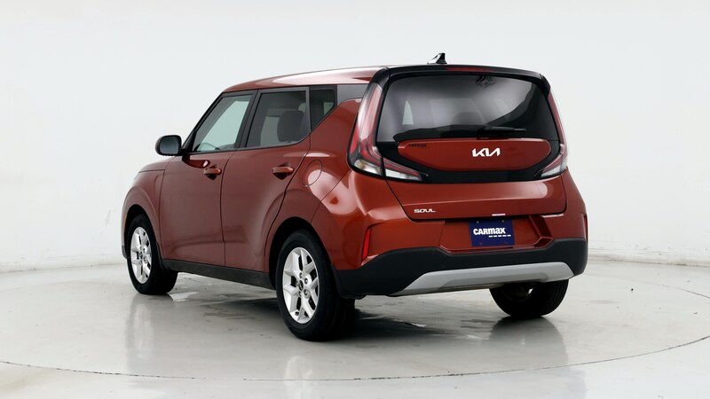 2023 Kia Soul LX 2