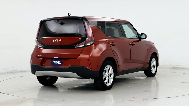 2023 Kia Soul LX 8