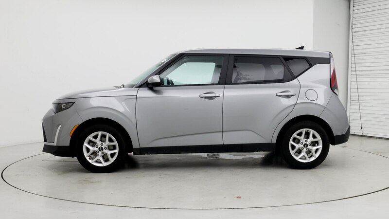 2023 Kia Soul LX 3