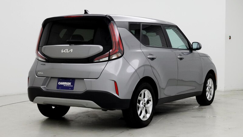 2023 Kia Soul LX 8