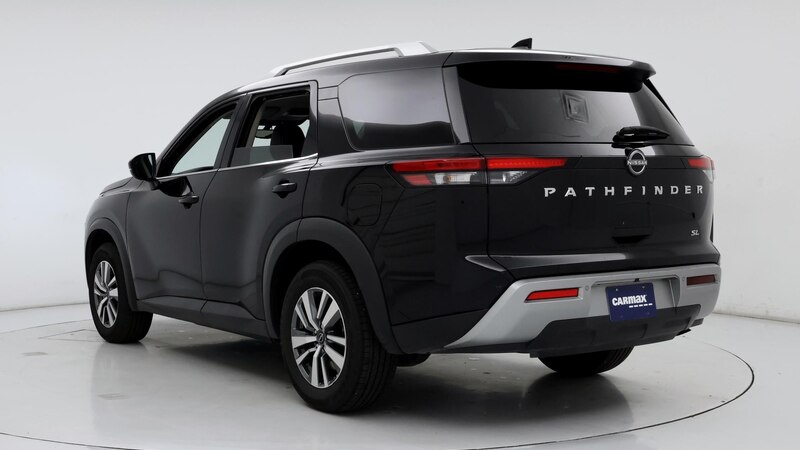 2023 Nissan Pathfinder SL 2