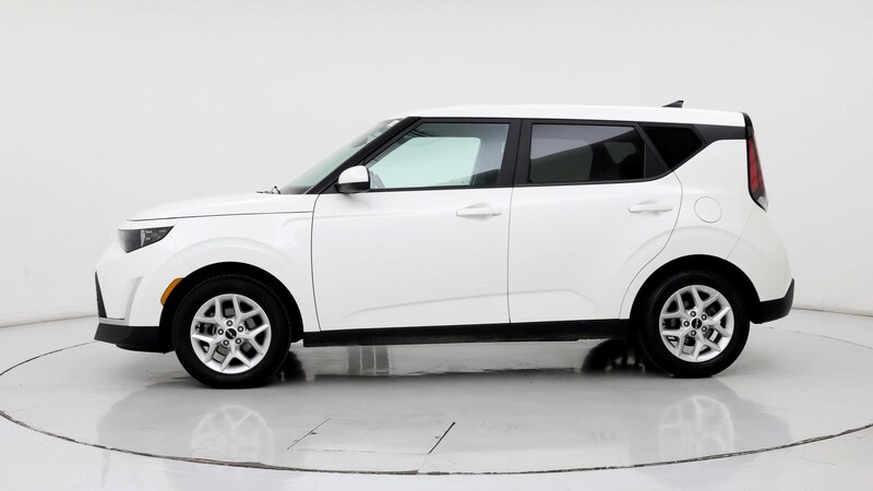 2023 Kia Soul LX 3