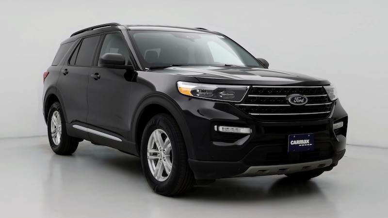 2023 Ford Explorer XLT Hero Image