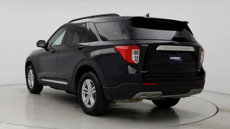 2023 Ford Explorer XLT 2