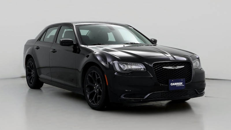 2019 Chrysler 300 Touring Hero Image