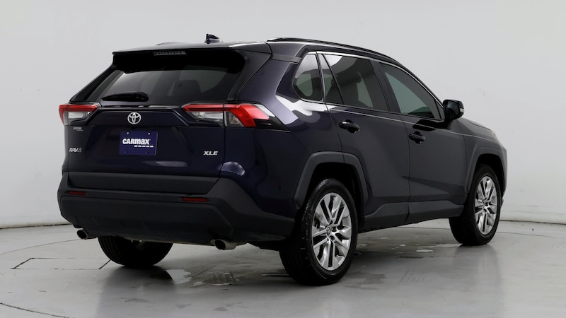 2020 Toyota RAV4 XLE Premium 8