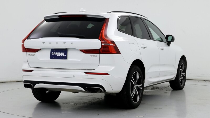 2020 Volvo XC60 T5 R-Design 8