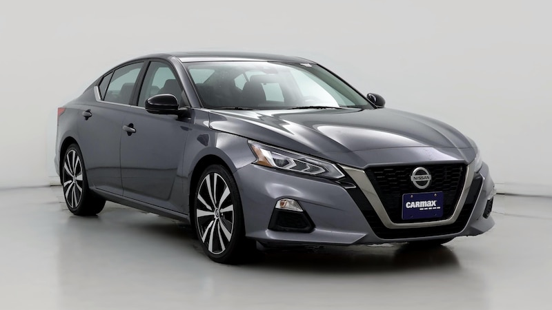 2020 Nissan Altima SR Hero Image