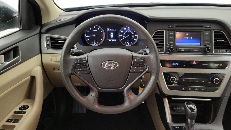 2015 Hyundai Sonata SE 10