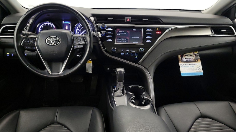 2018 Toyota Camry SE 9