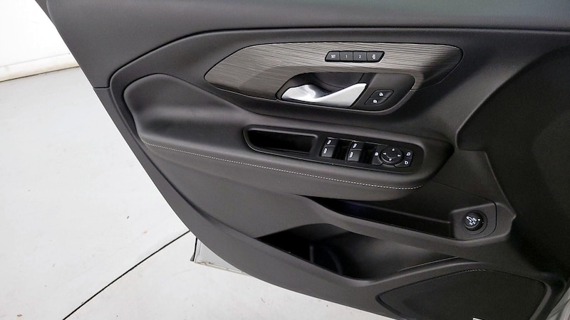 2022 GMC Terrain SLT 12