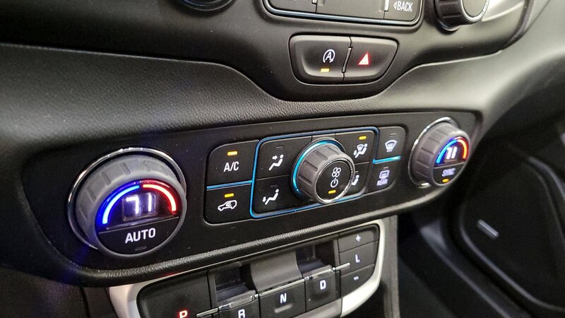 2022 GMC Terrain SLT 17