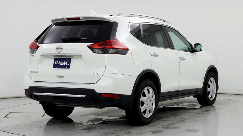 2017 Nissan Rogue S 8