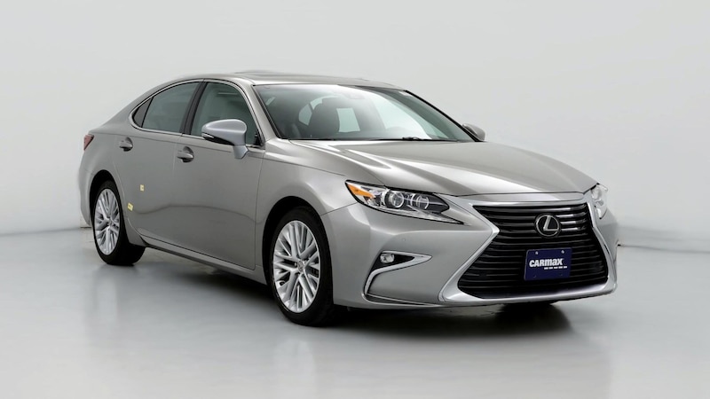 2016 Lexus ES 350 Hero Image