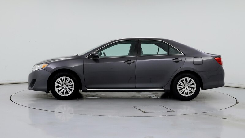 2014 Toyota Camry LE 3