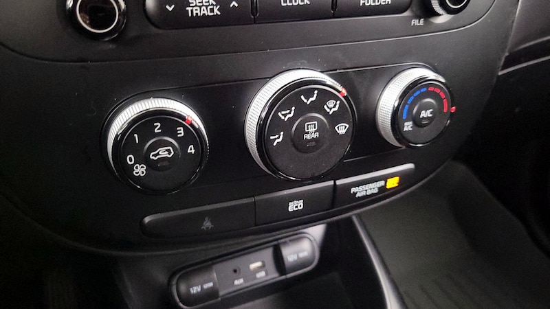 2016 Kia Soul Soul+ 16