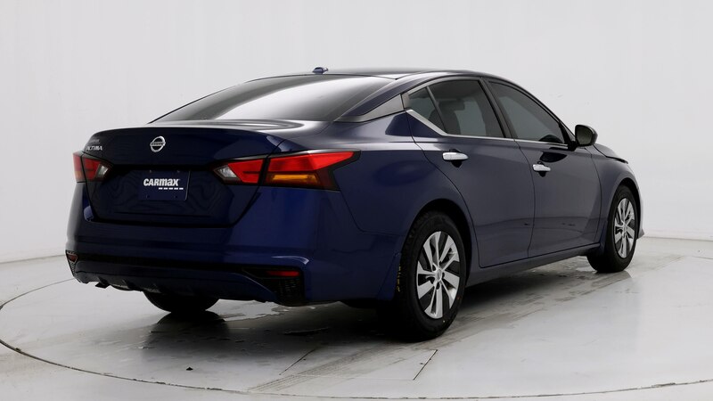 2020 Nissan Altima S 8