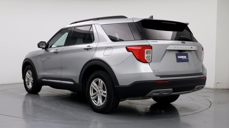 2022 Ford Explorer XLT 2