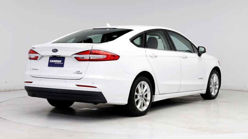 2019 Ford Fusion SE 8