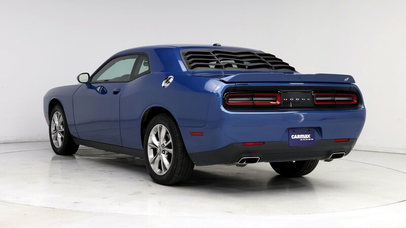 2022 Dodge Challenger SXT 2