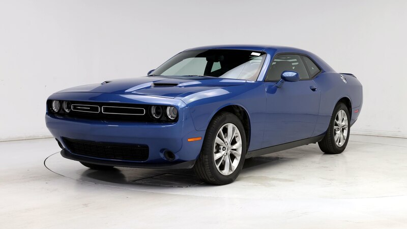 2022 Dodge Challenger SXT 4