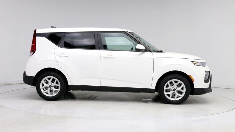 2022 Kia Soul LX 7