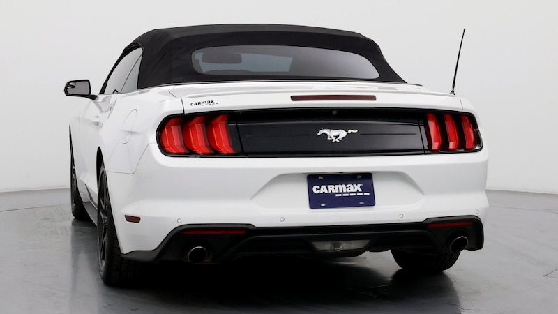 2019 Ford Mustang  4