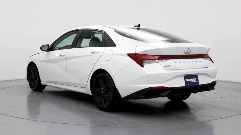 2022 Hyundai Elantra SEL 2