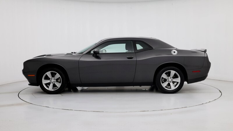 2022 Dodge Challenger SXT 3