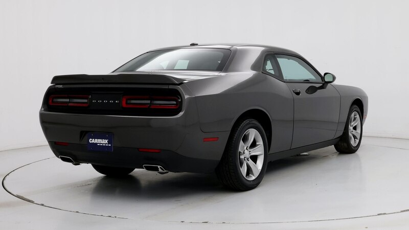 2022 Dodge Challenger SXT 8