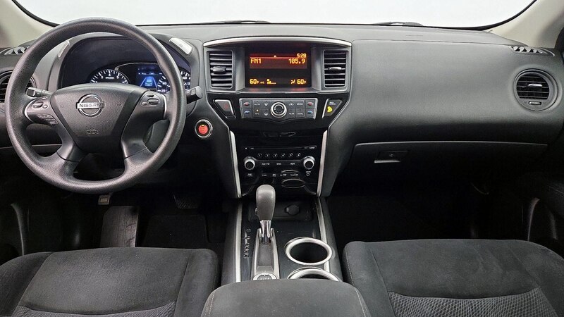 2014 Nissan Pathfinder S 9