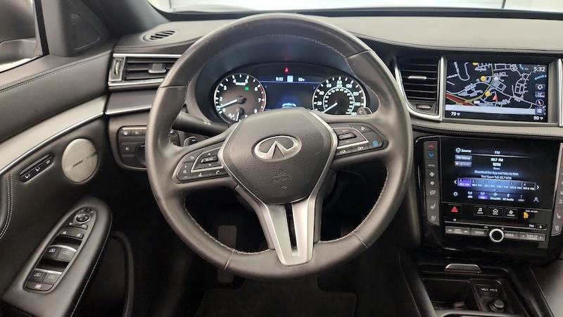 2023 INFINITI QX55 Essential 10