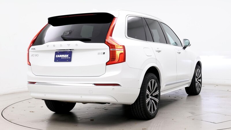 2023 Volvo XC90 B5 Plus 8