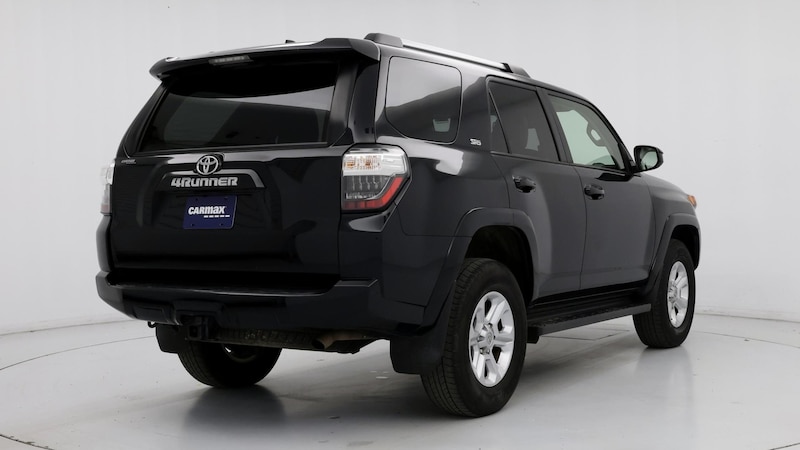 2022 Toyota 4Runner SR5 8