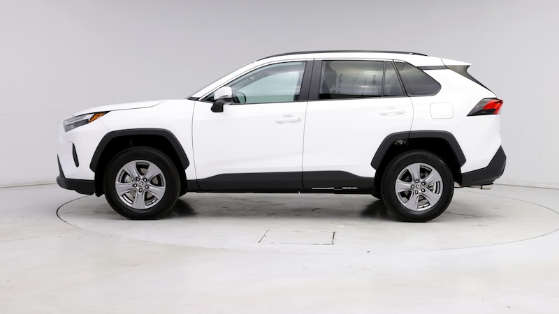 2023 Toyota RAV4 XLE 3